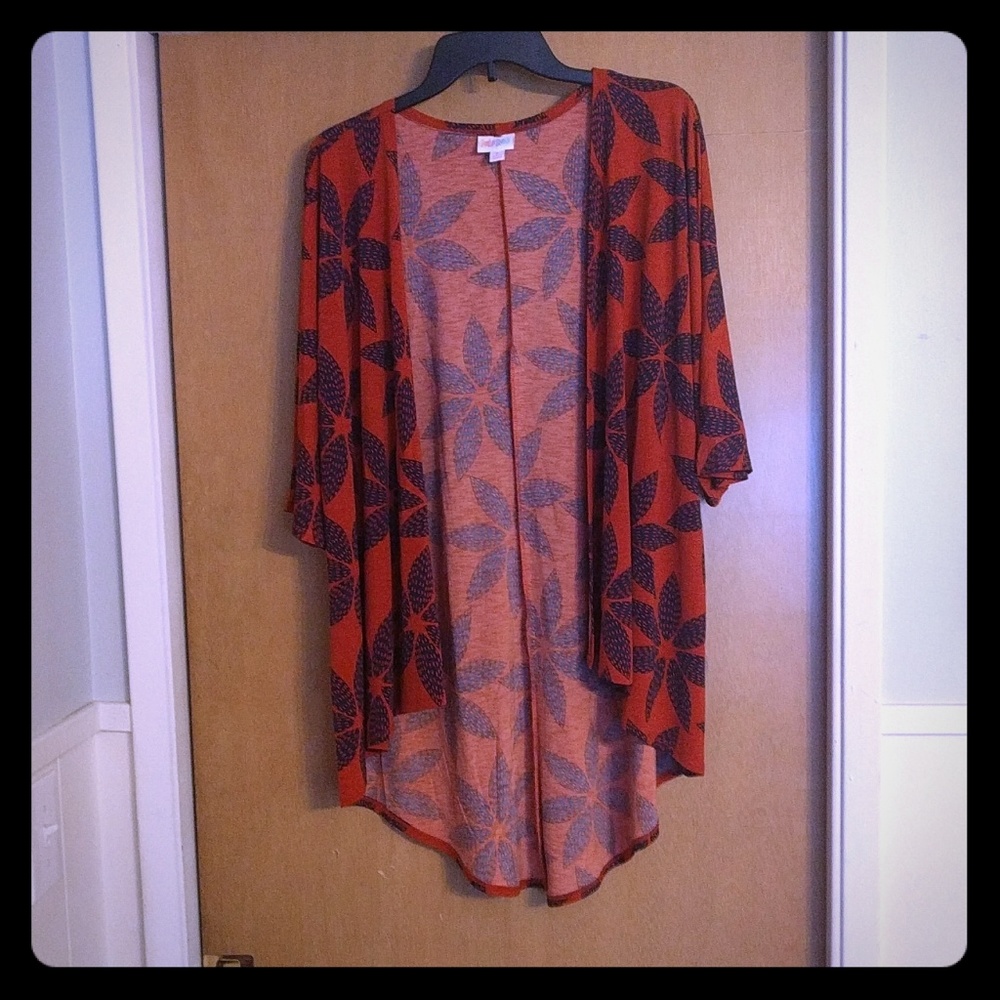 Lularoe Lindsay kimono